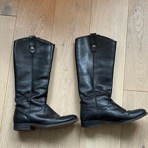 FRYE Melissa Button Boot in Black Size 7.5